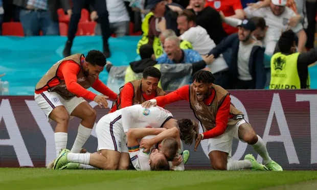 England players celebrate