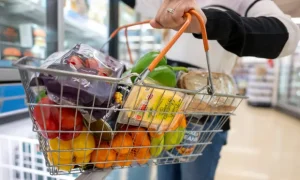 UK FOOD AND DRINK TRADE DEFICIT RISES AT £21BN