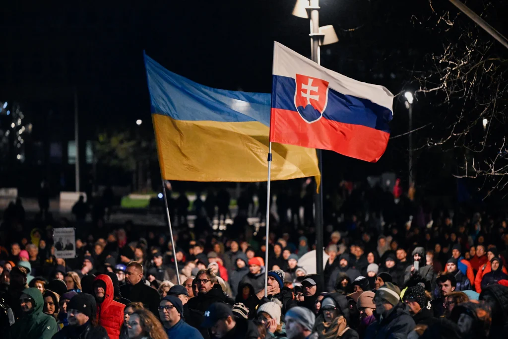 SLOVAKIA SEEKS DIPLOMACY IN UKRAINE CRISIS