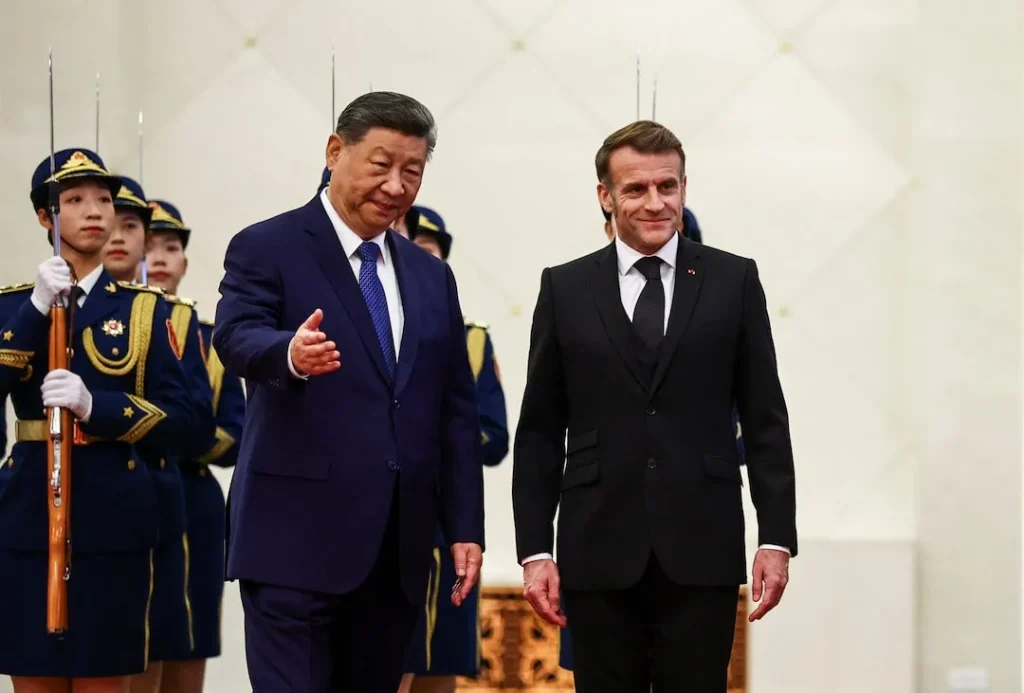 PRESIDENT XI WELCOMES MACRON TO CHINA