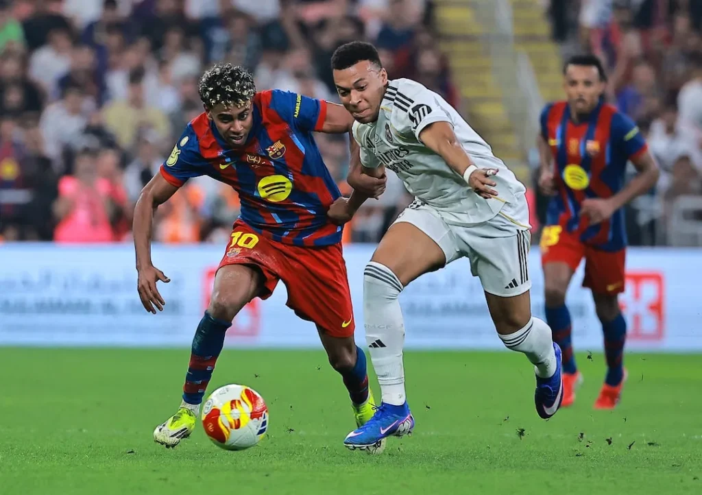 RAPHINHA STRIKES TWICE