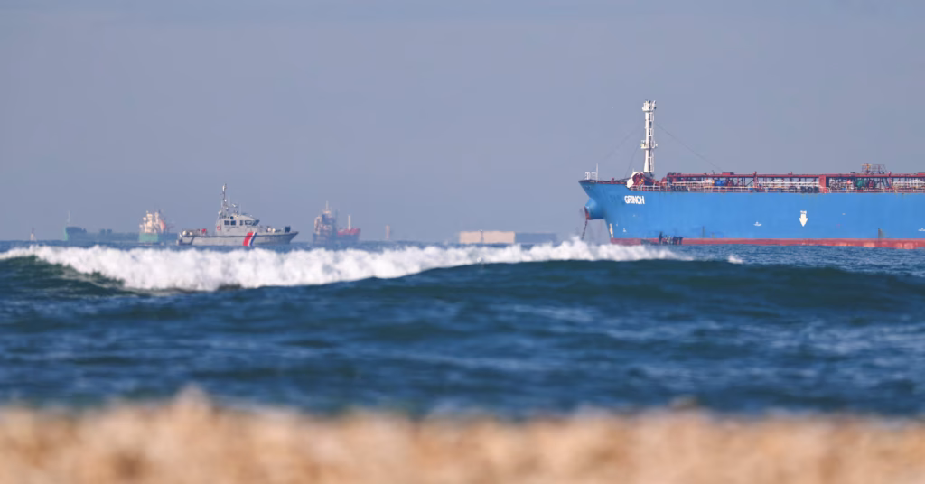 UK TARGETS RUSSIAN SHADOW FLEET