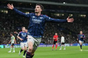 ARSENAL BEATS SPORTING