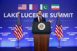 IRAN-US TALKS PROGRESS IN SWITZERLAND