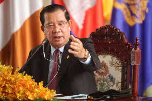 CAMBODIAN PM IN CHINA FOR WORLD AI CONFERENCE