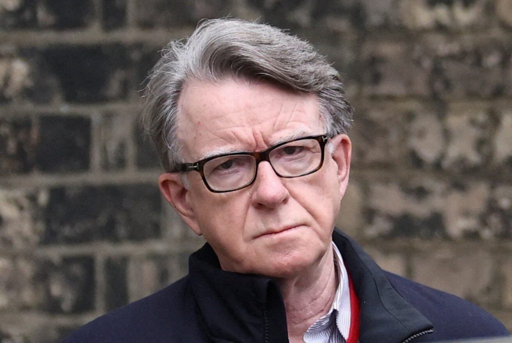 MANDELSON REFUSED TO HAND OVER PHONE